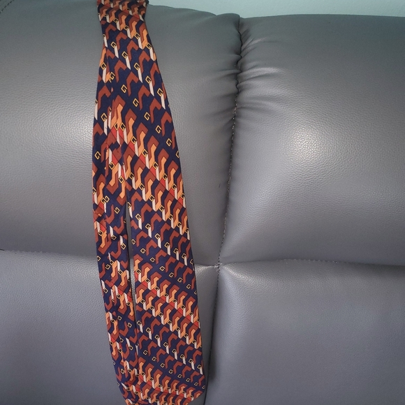 Mens Gucci Tie - Picture 6 of 7